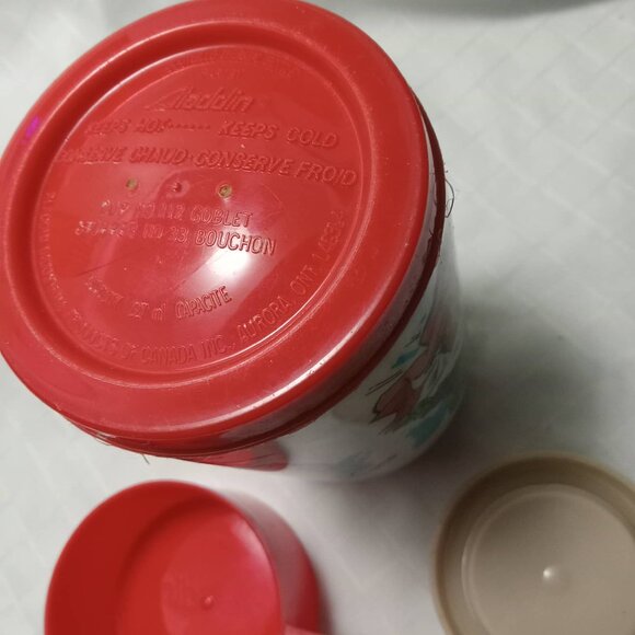 Marvel Super Heroes 1976 Vintage Thermos - Picture 4 of 5